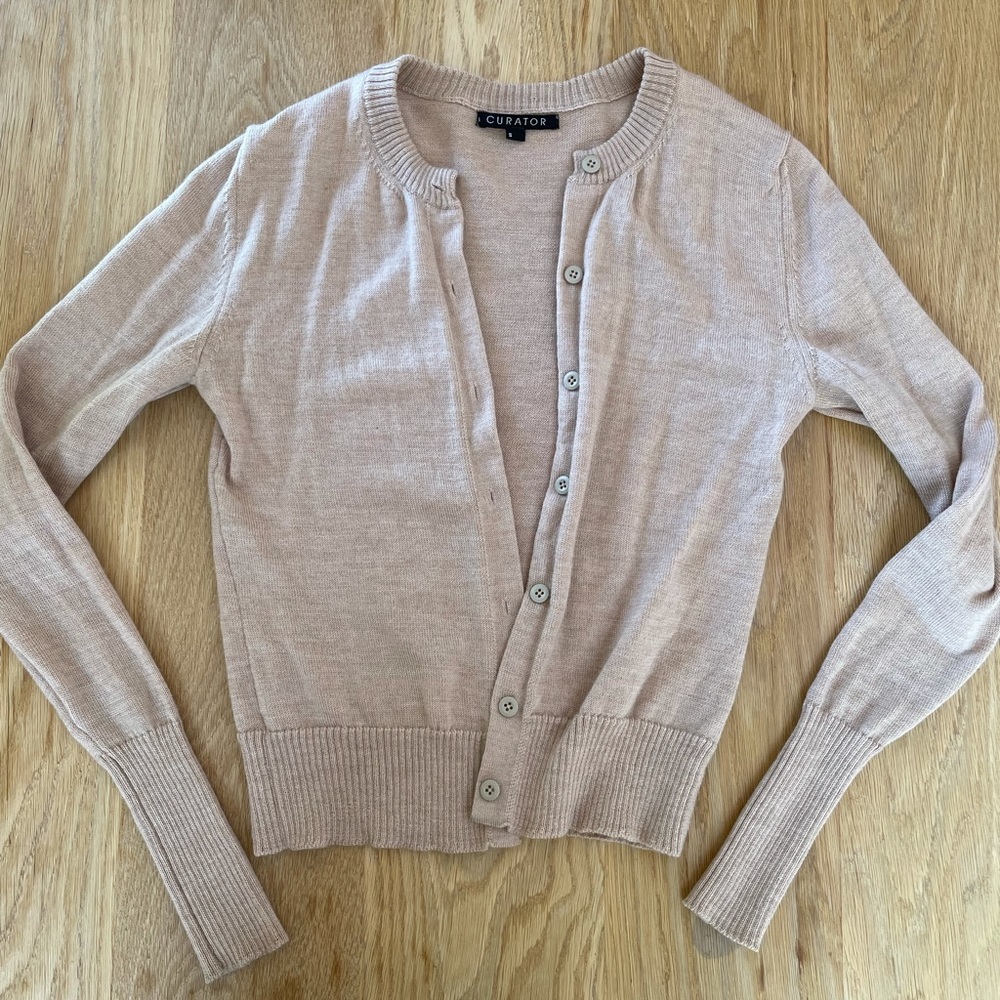 Curator SF (soft- not scratchy) wool cardigan
